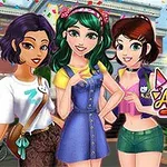 세 명의 젊은 여성이 거리에서 포즈를 취하고 있고, 배경에는 BFF Art Class라는 문구가 있습니다