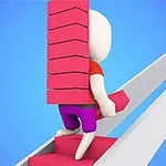 하얀 캐릭터가 분홍색 블록을 들고 계단을 오르는 모습