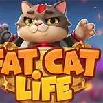 뚱뚱한 고양이가 바구니에서 얼굴을 내밀고 있고, 앞에는 FAT CAT LIFE라는 글자가 크게 있는 이미지
