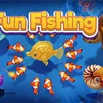 Fun Fishing ํ๋ ๋ฐฐ๊ฒฝ์ ๊ธ๋น ๋ฌผ๊ณ ๊ธฐ์ ์ฌ๋ฌ ํด๋ผ์ดํผ์ฌ๋ค์ด ์ํ์ผ๋ก ๋ฐฐ์ด๋์ด ์๊ณ , ๋ค์ํ ๋ฐ๋ค ์๋ฌผ๋ค๊ณผ ํจ๊ป Fun Fishing์ด๋ผ๋ ๋ฌธ๊ตฌ๊ฐ ์จ ์๋ค