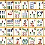 다양한 숫자와 기호가 그려진 마작 타일들이 정렬되어 있는 이미지