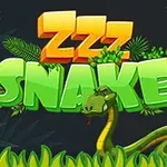 배경에 어두운 숲이 있고, 중앙에 ZZZ SNAKE라는 텍스트와 뱀이 풀잎 사이에 있는 이미지